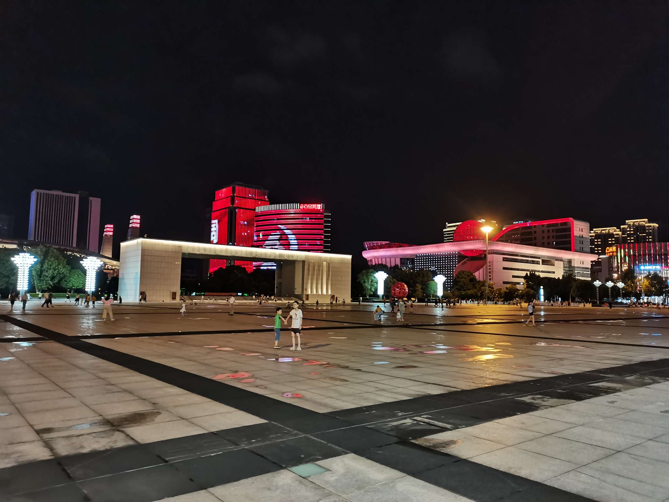 吉安火车站图片夜景图片