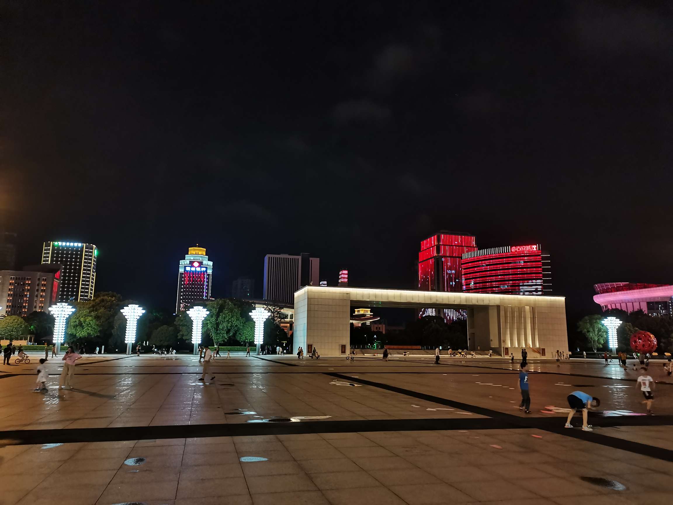 吉安火车站图片夜景图片